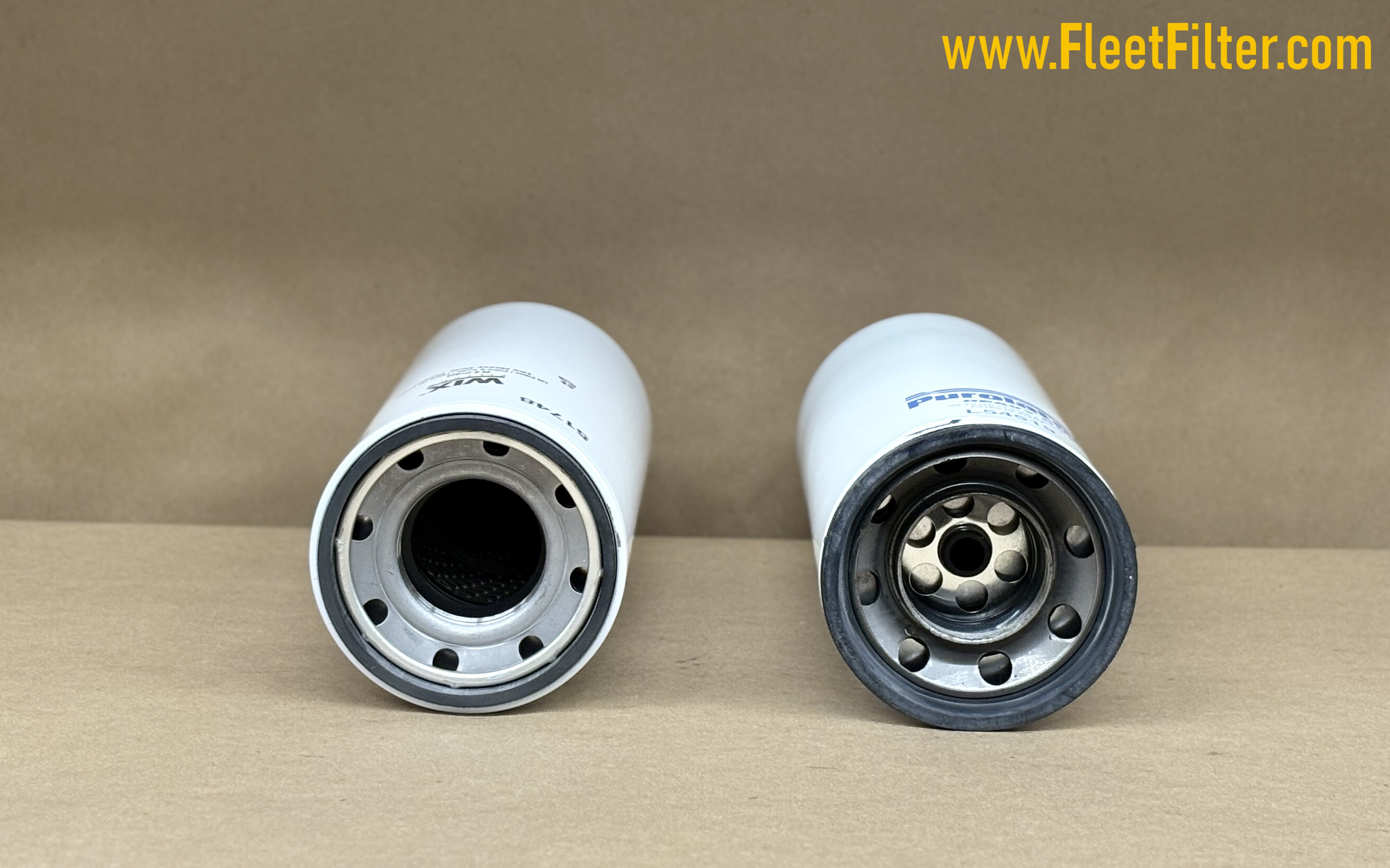 Bottom View - Heavy Duty NapaGold Oil Filter vs Heavy Duty Wix